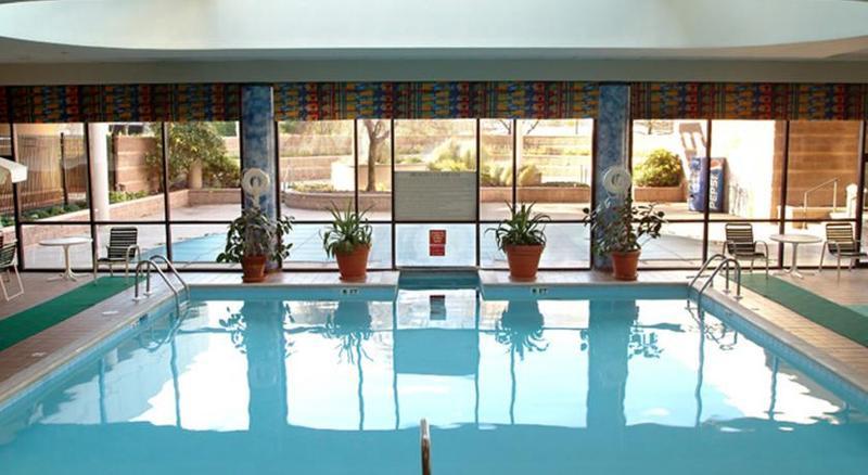 Hotel Liberty International Airport Marriott 3*